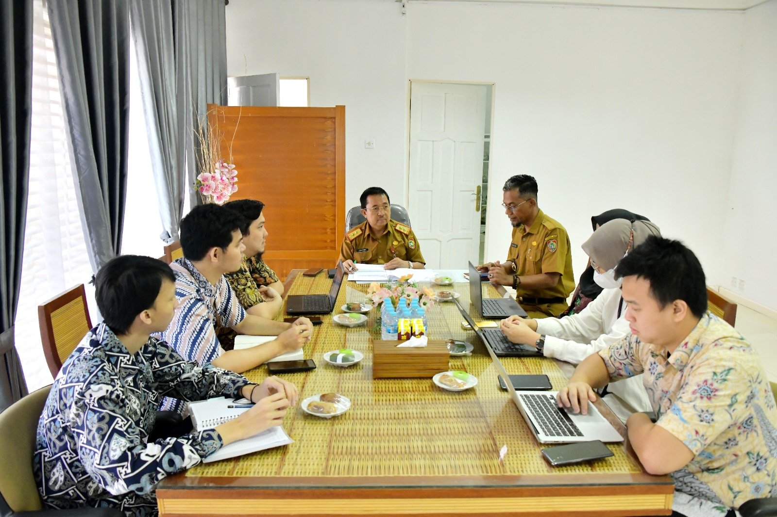 Kepala Bappedalitbang Prov. Kalteng Terima Kunjungan Tim Direktorat Kependudukan dan Jaminan Sosial Kementerian PPN/Bappenas